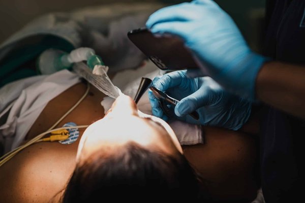 Les avantages de la rhinoplastie ultrasonique pour les patients ayant des cicatrices